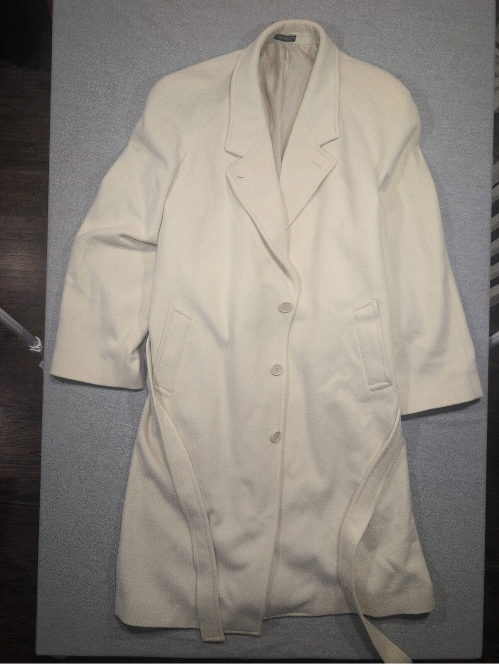 Falcone size L  wool cream belted long  coat
